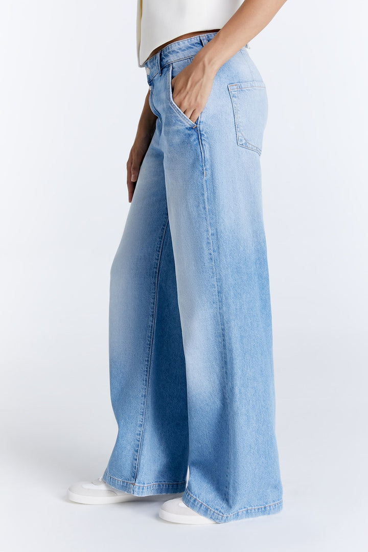 COJ - Maxine - Wide Leg Jeans - Light Blue