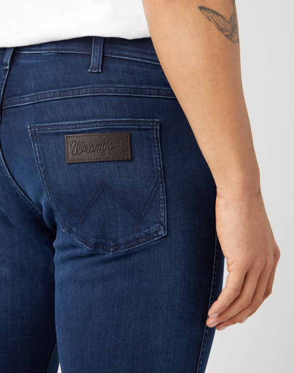 Wrangler greensboro heren regular fit jeans arm strong bij de jeans barn banner