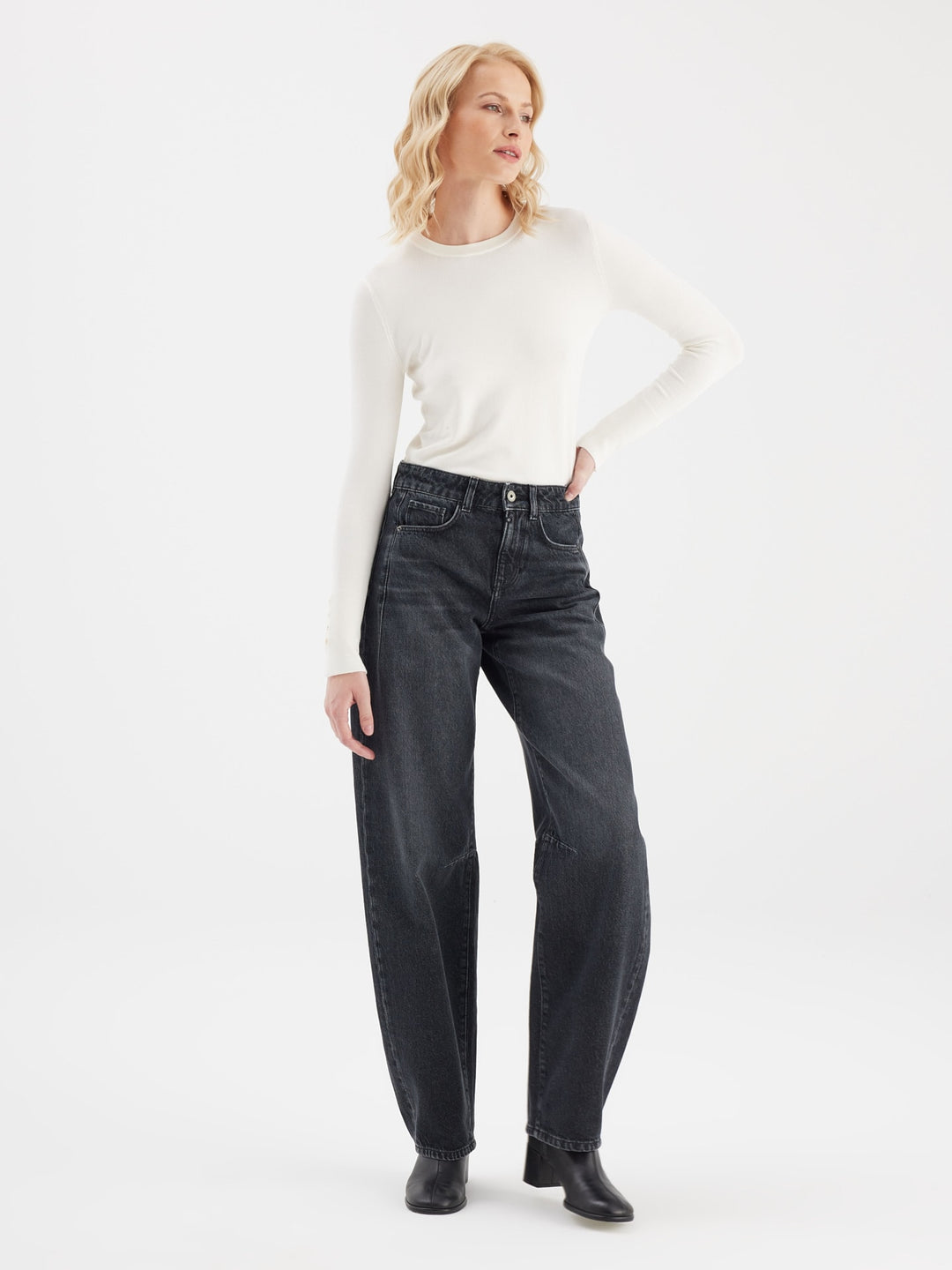COJ - Clara - Balloon Fit Jeans - Black Vintage