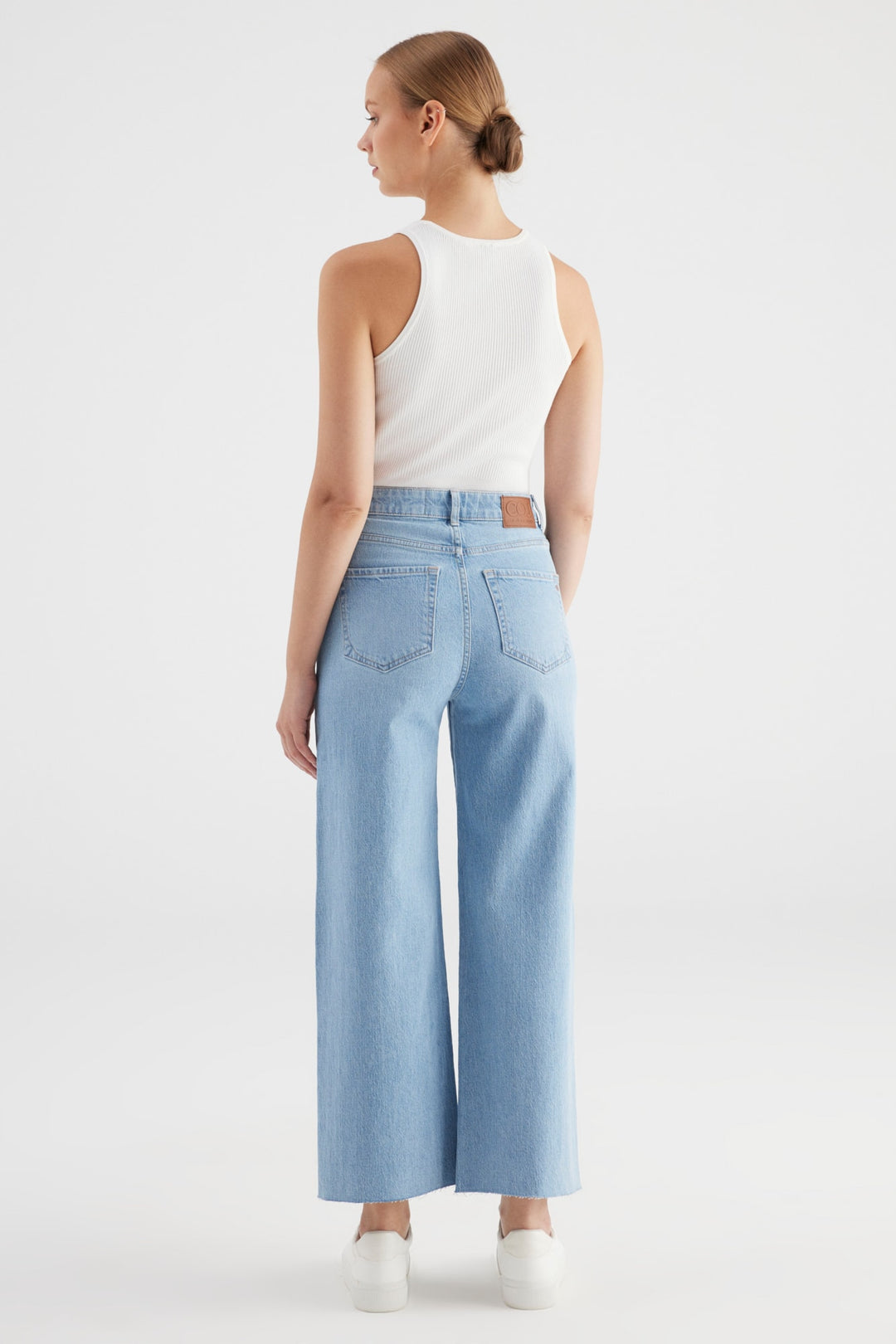 COJ - Aura - Wide Leg Jeans - Light Blue
