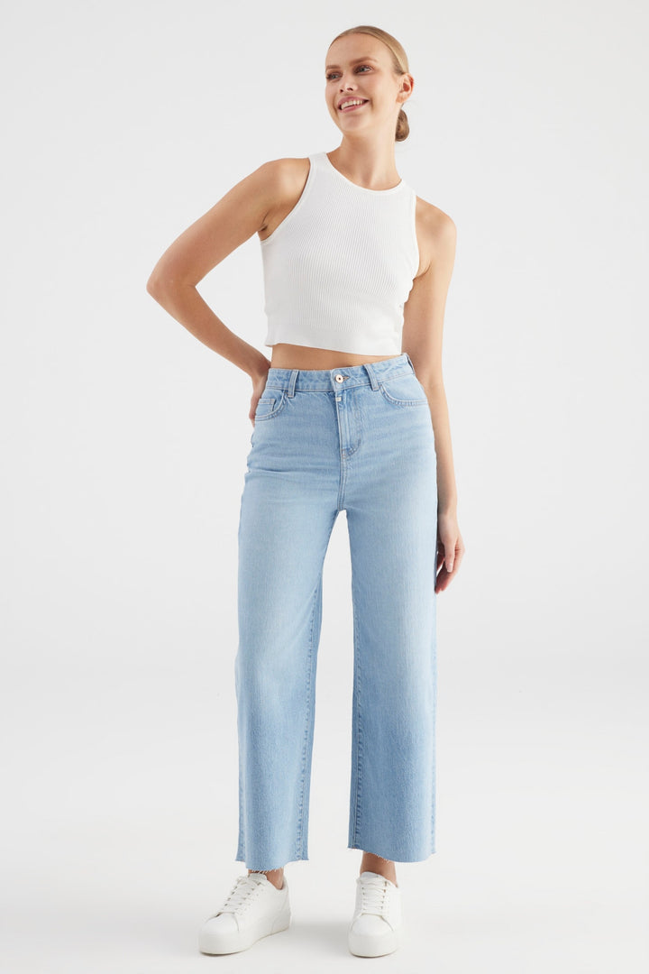 COJ - Aura - Wide Leg Jeans - Light Blue